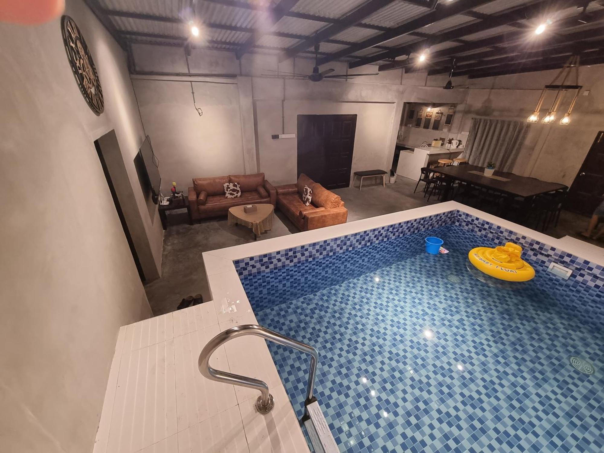 Sayang Sayang Private Pool Vila